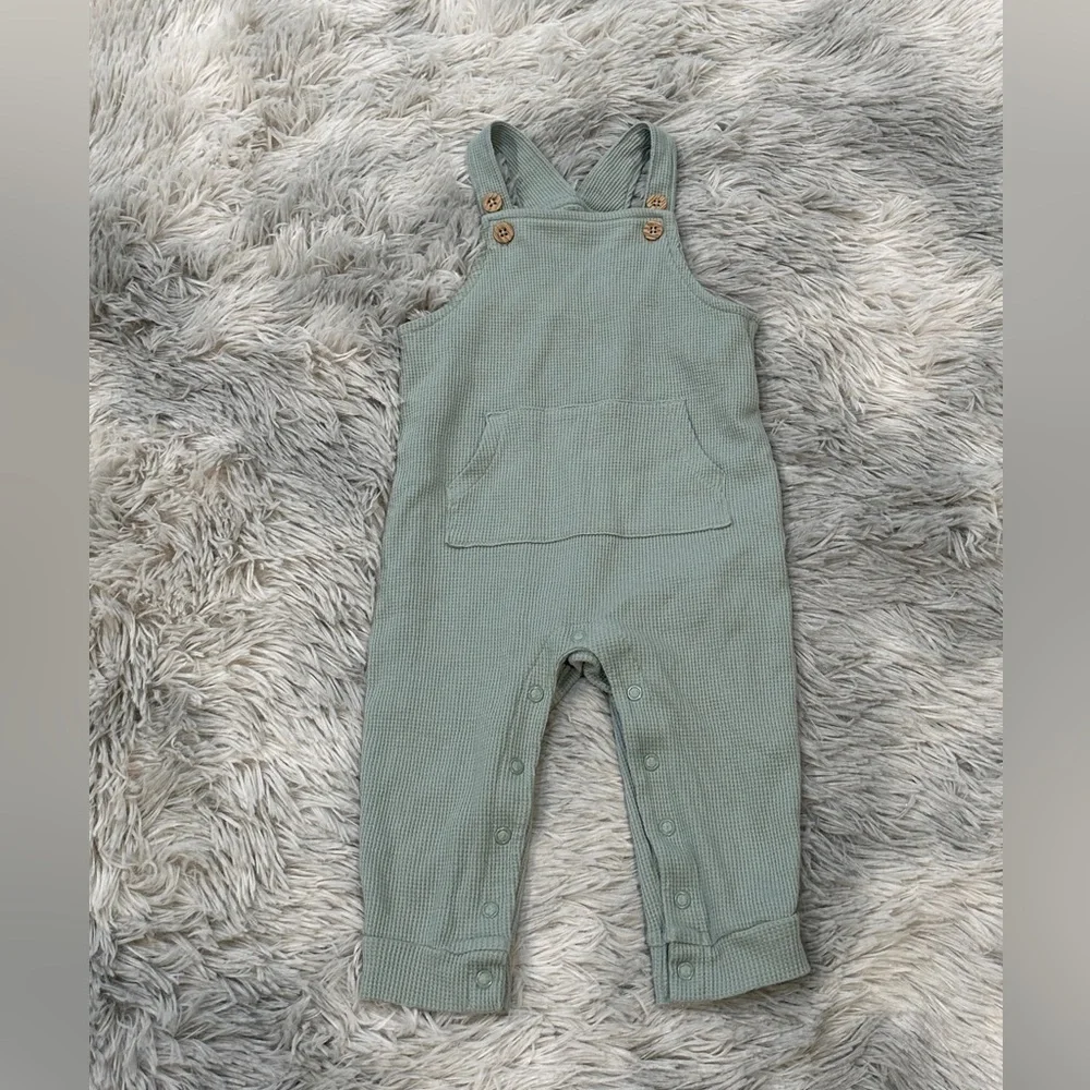 Carter’s Overall & Shirt Set